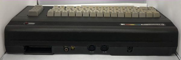Commodore 16 UPGRADED to 64k RAM