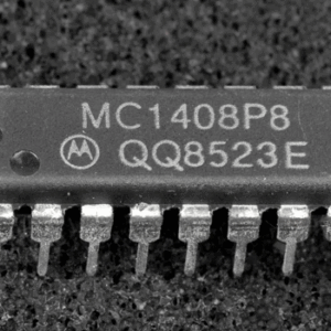 Motorola MC1408P-8 Chip