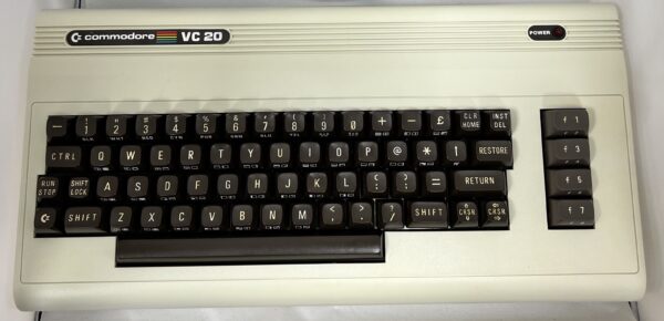 Commodore Vic20-182564