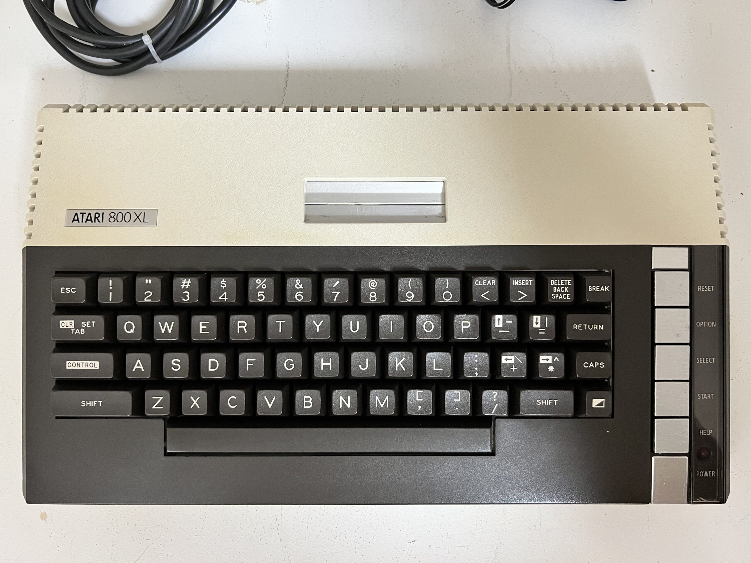 Atari 800XL with Internal SD and PSU-SN00619_493-IMG_4467